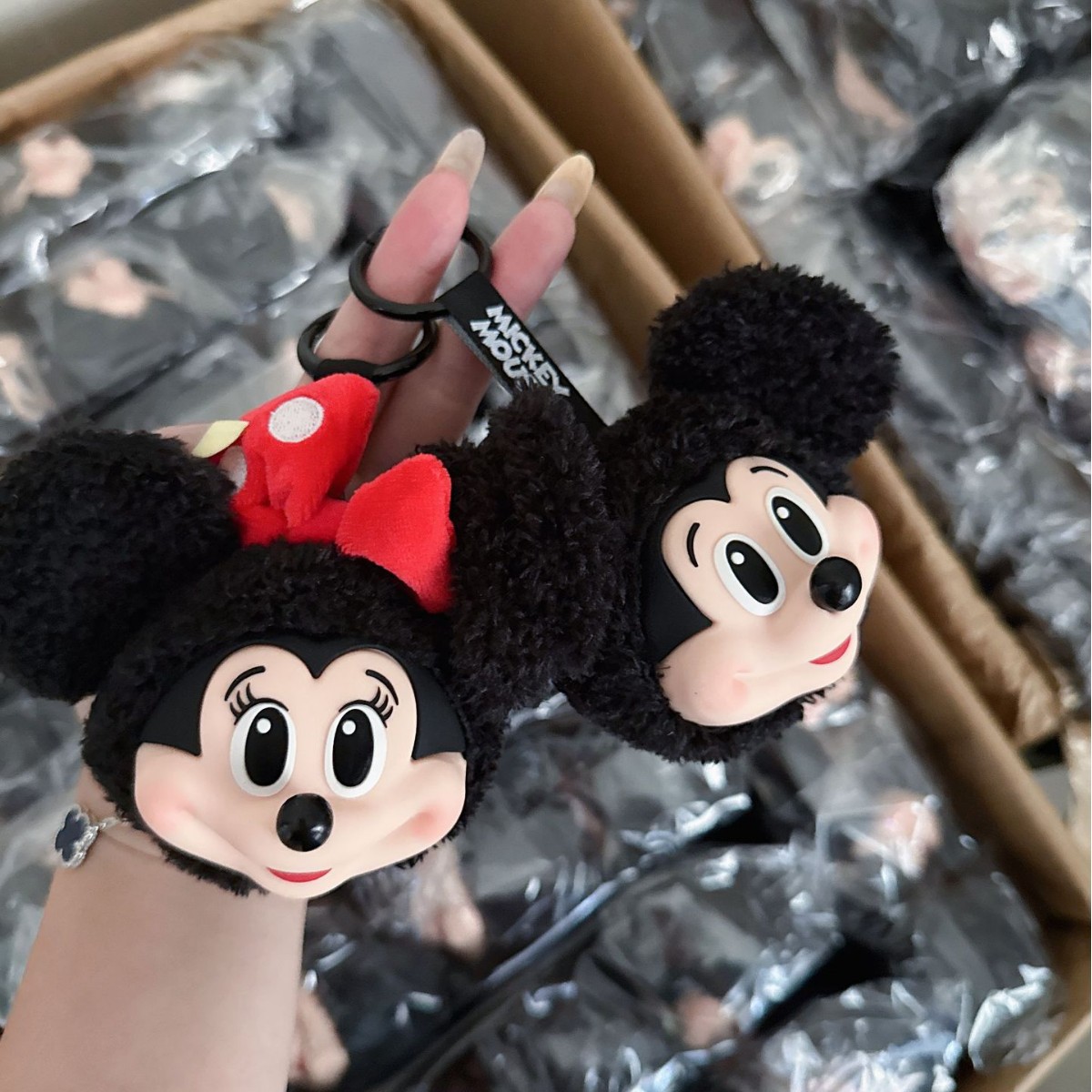 Mickey minnie boneca de pelúci - Cute Anime Merchandise avaliação e preço